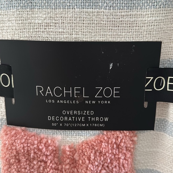 Rachel Zoe | Tufted Bows Oversized Decorative Throw w/Tassels | 50x 70 NWT - Picture 2 of 5